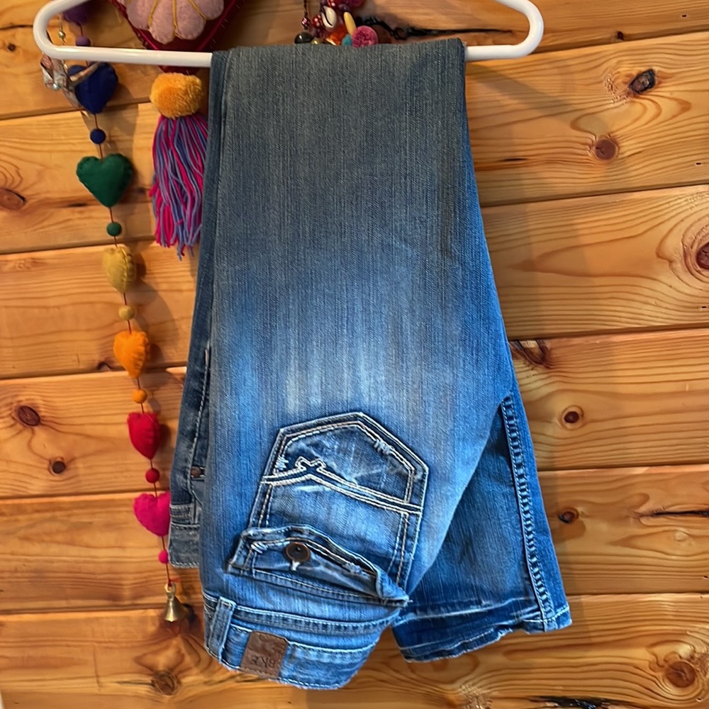 BKE Distressed Madison Low-Rise Skinny Flap-Pocket 29x33.5 (tag)